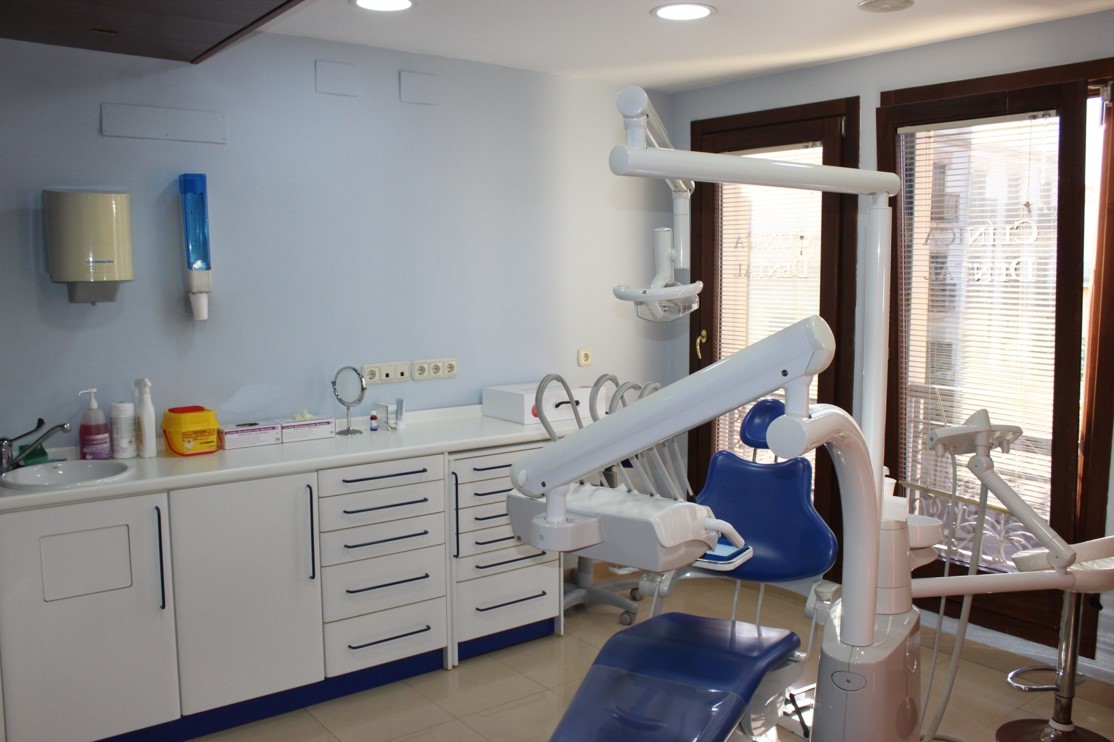 Clínica Dental Javier Caras
